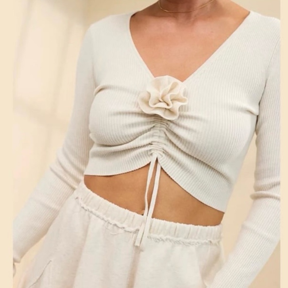NWT Aerie Cropped Rosette Sweater S and matching Skirt S
